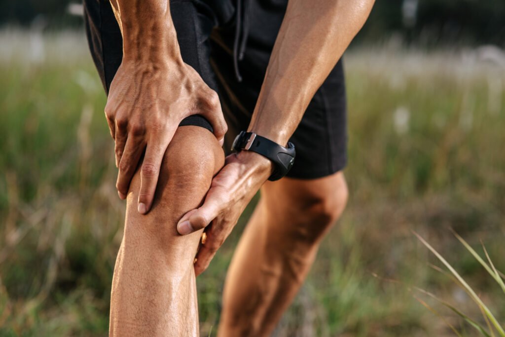 Knee Pain? Here’s How Physiotherapy Can Help You Avoid Surgery