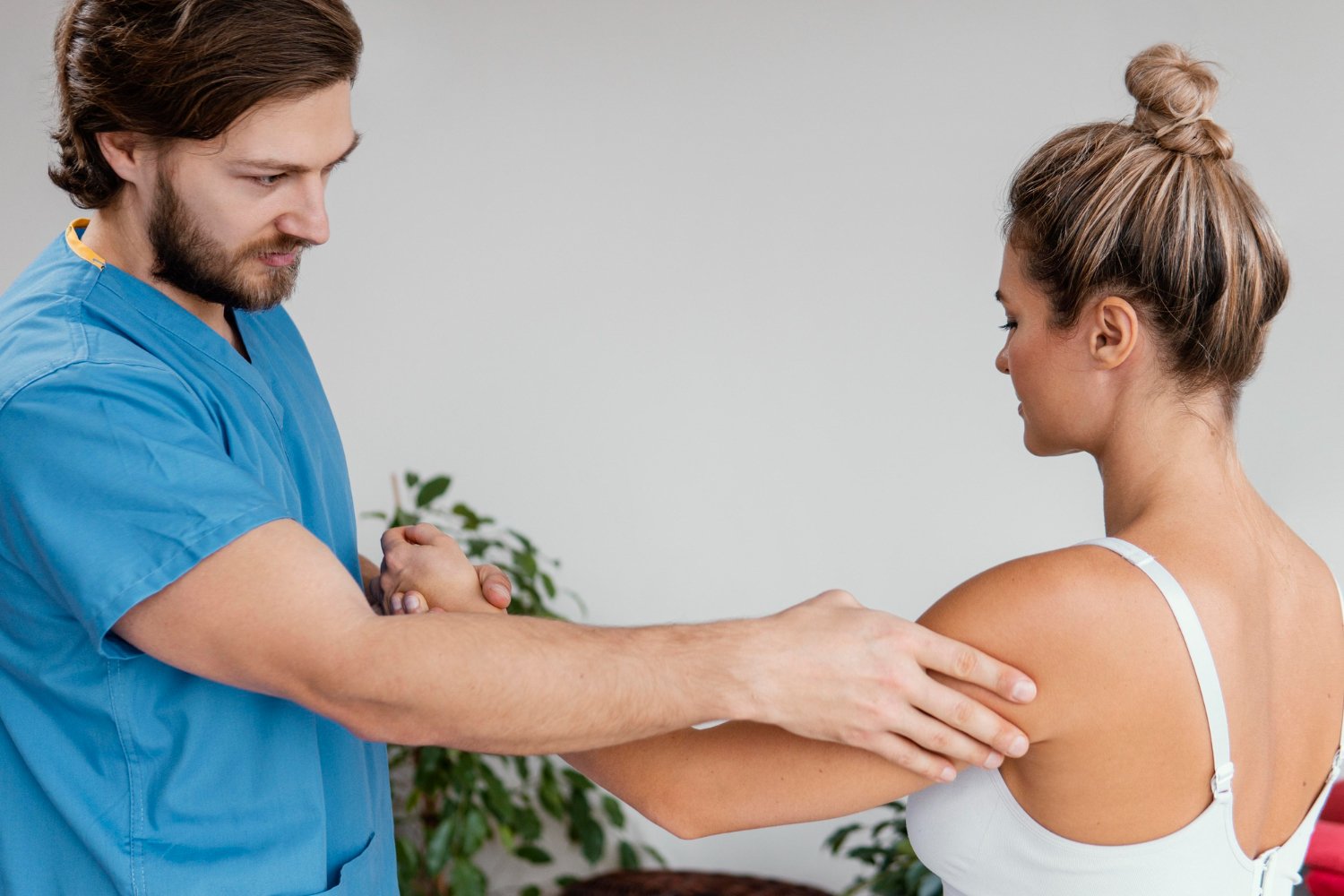 Best Frozen Shoulder Physiotherapy in Faridabad